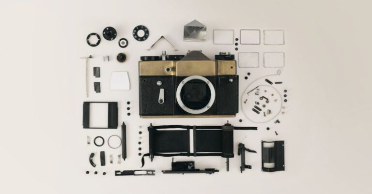 Components - Dslr Camera Flat Lay